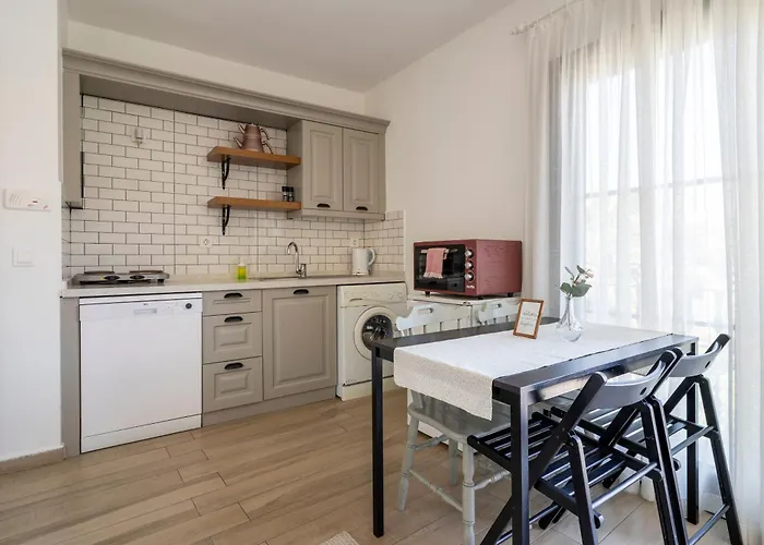 Naro Marina Apartman *