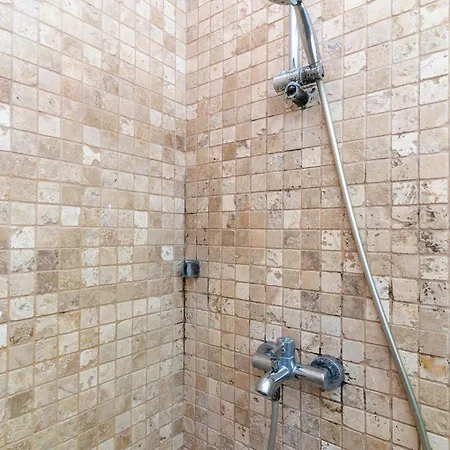 Naro Marina 公寓 *