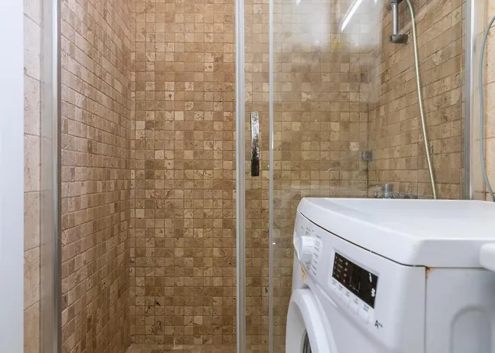 Naro Marina Кешме