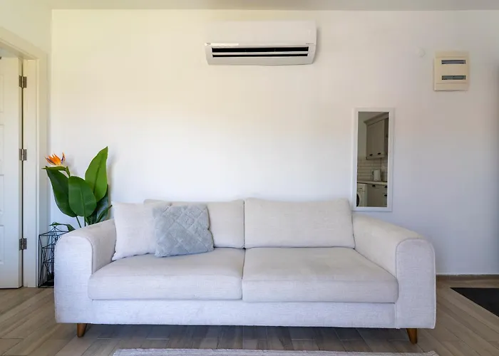 Naro Marina Кешме